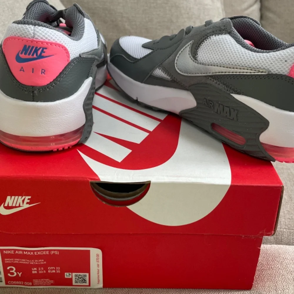 COPY - Nike Air Max Excee (PS) 3Y - Picture 4 of 6